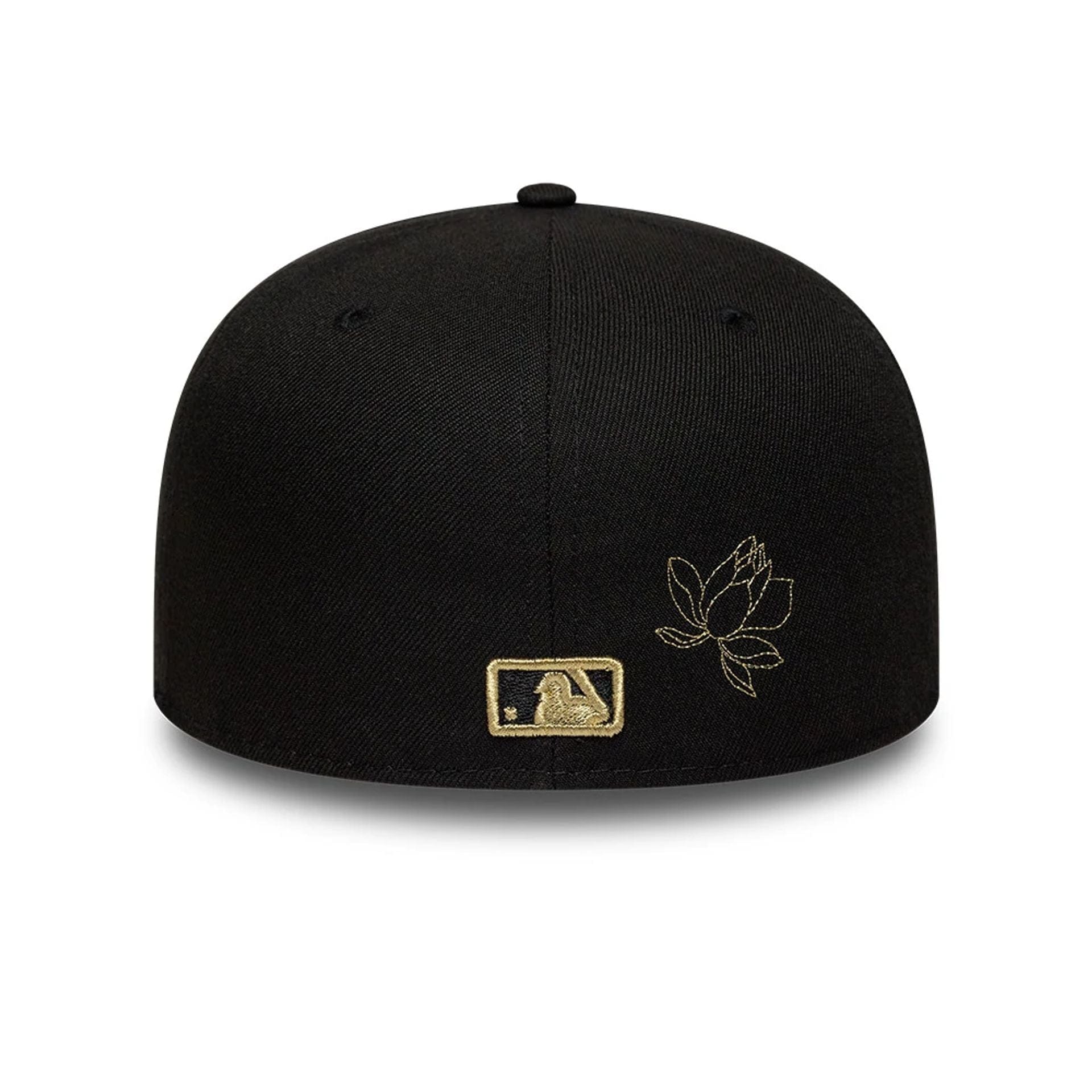 Pictured is this MLB Floral New York Yankees 59FIFTY Fitted cap in black. 4