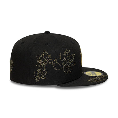 Pictured is this MLB Floral New York Yankees 59FIFTY Fitted cap in black. 6