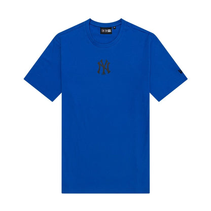 The model is wearing this MLB New York Yankees T-Shirt in blue. 1