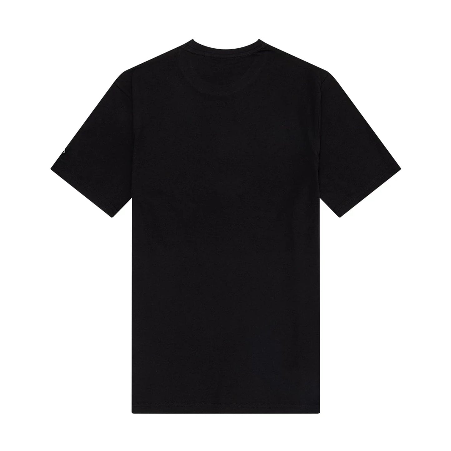 The model is wearing this NBA Wordmark Chicago Bulls T-Shirt in black. 2
