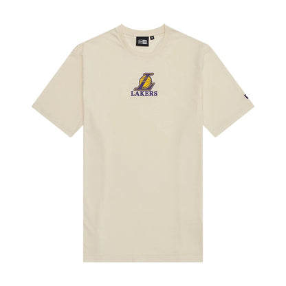 The model is wearing this NBA Wordmark LA Lakers T-Shirt in light beige. 1