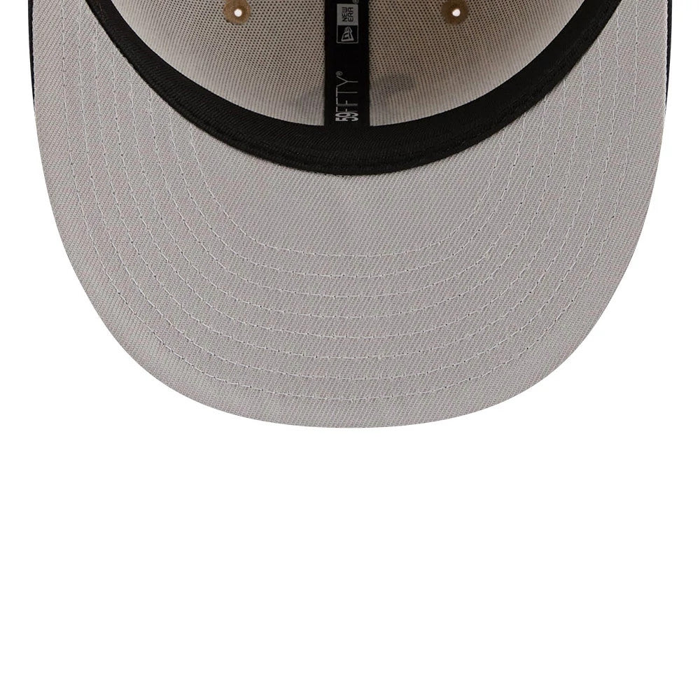 Pictured is this MLB Twine Boston Red Sox 59FIFTY Fitted cap in navy. 2