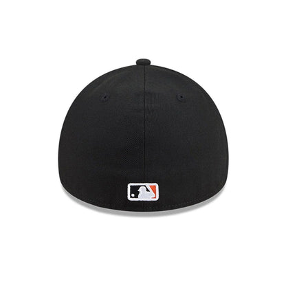 Pictured is this MLB Team Side San Francisco Giants 59FORTY A-Frame Fitted cap in black. 6