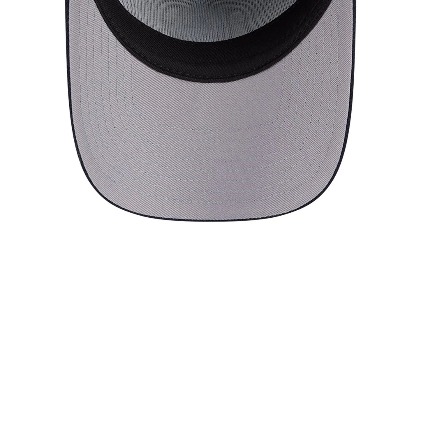 Pictured is this MLB Team Side Seattle Mariners 59FORTY A-Frame Fitted cap in navy. 2