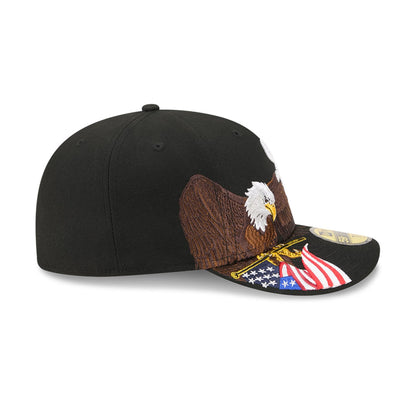 Pictured is this MLB Eagle Chicago White Sox 59FIFTY Fitted cap in black. 5