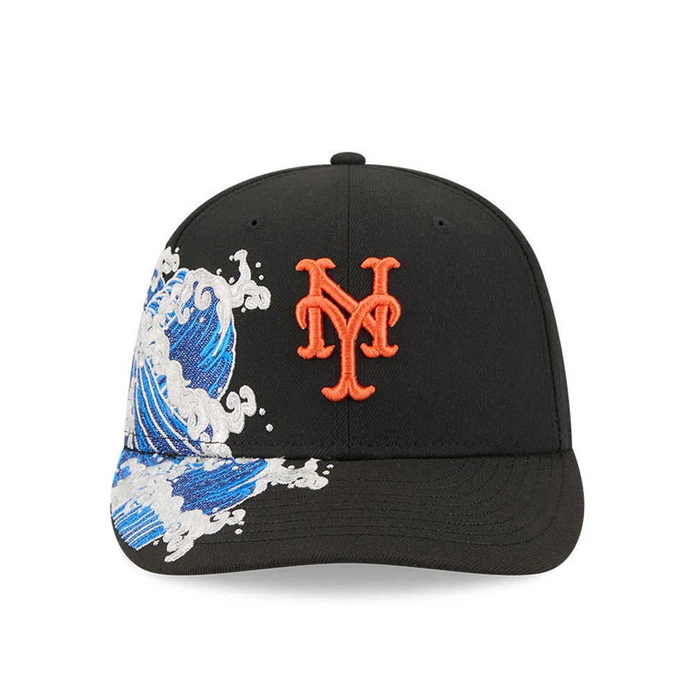 Pictured is this MLB Vissurf New York Mets 9FIFTY Snapback cap in black. 3
