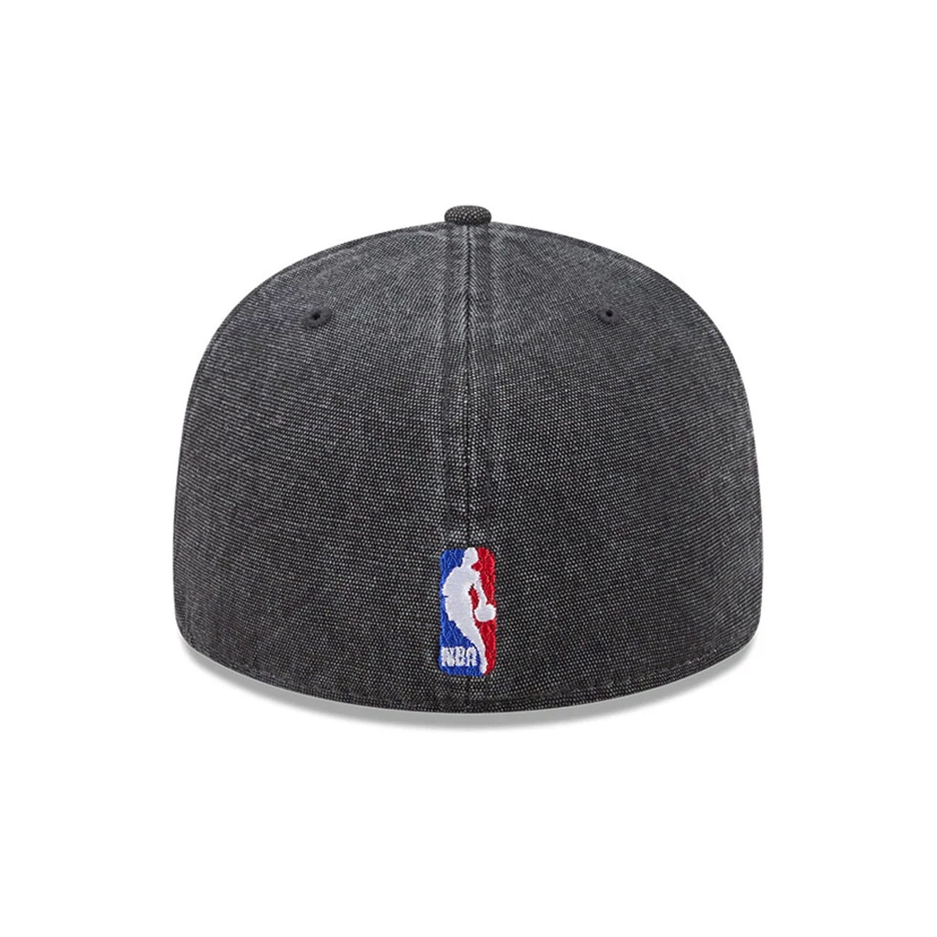 Pictured is this NBA Hardwood Classic Chicago Bulls 59FIFTY Fitted cap in black. 7