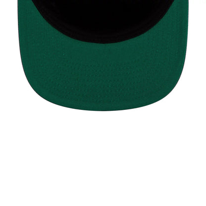 Pictured is this MLB Script Wash Chicago White Sox 19TWENTY cap in dark grey. 2