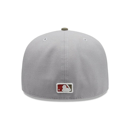 Pictured is this MLB Tagged New York Yankees 59FIFTY Fitted cap in grey. 5