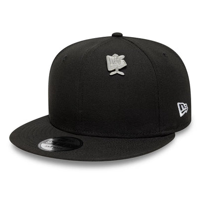 Pictured is this New Era Flag Character Pin Badge in silver. 2