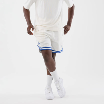 The model is wearing this MLB Arch LA Dodgers Oversized Shorts in open white. 7