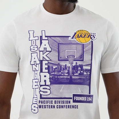 The model is wearing this NBA Graphic LA Lakers T-Shirt in white. 3