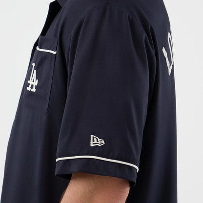 The model is wearing this MLB Graphic Revere LA Dodgers Short Sleeve Shirt in navy. 6