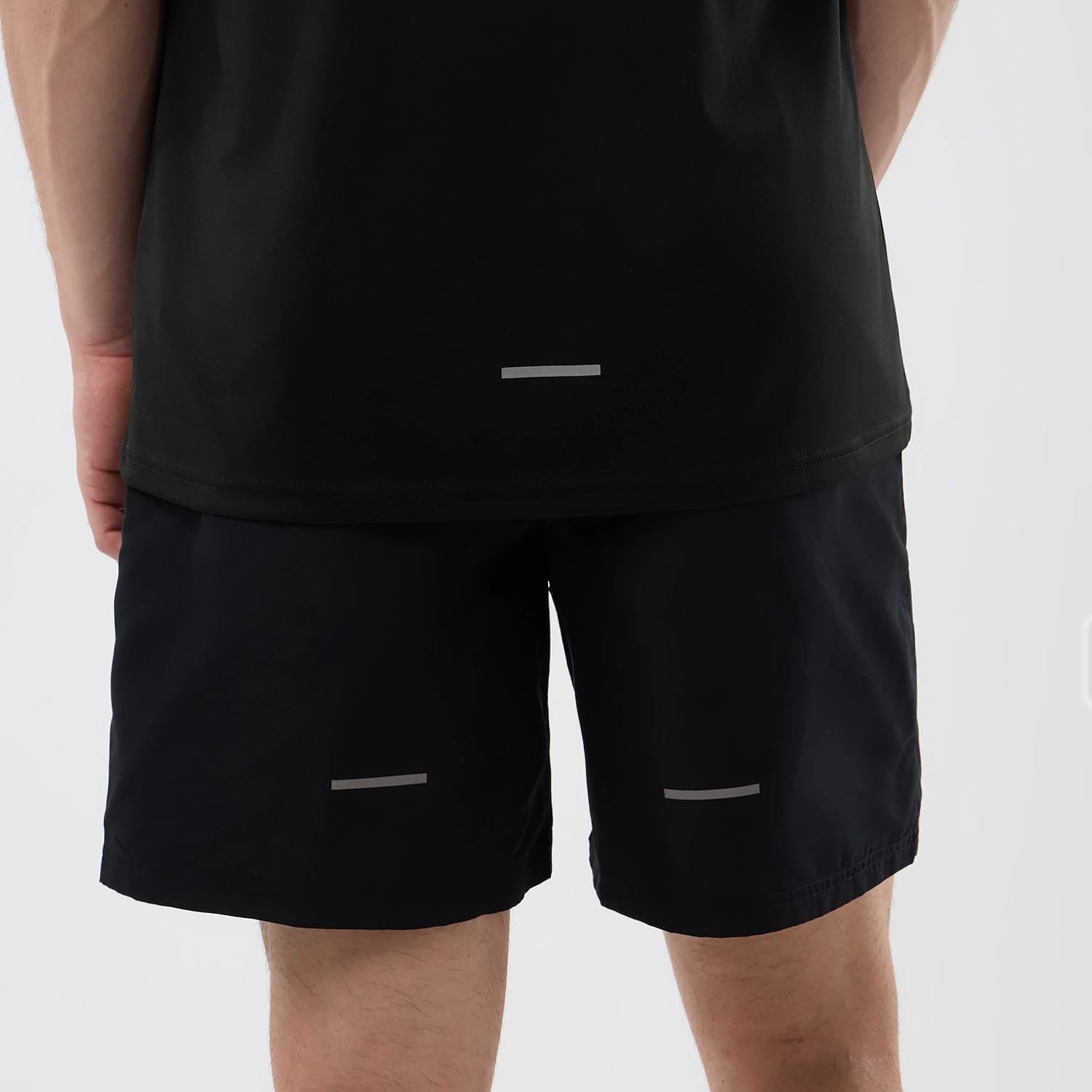The model is wearing this MLB Core Plus New York Yankees Shorts in black. 6