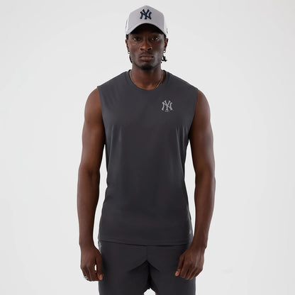 The model is wearing this MLB Core Plus New York Yankees Vest in dark grey. 1