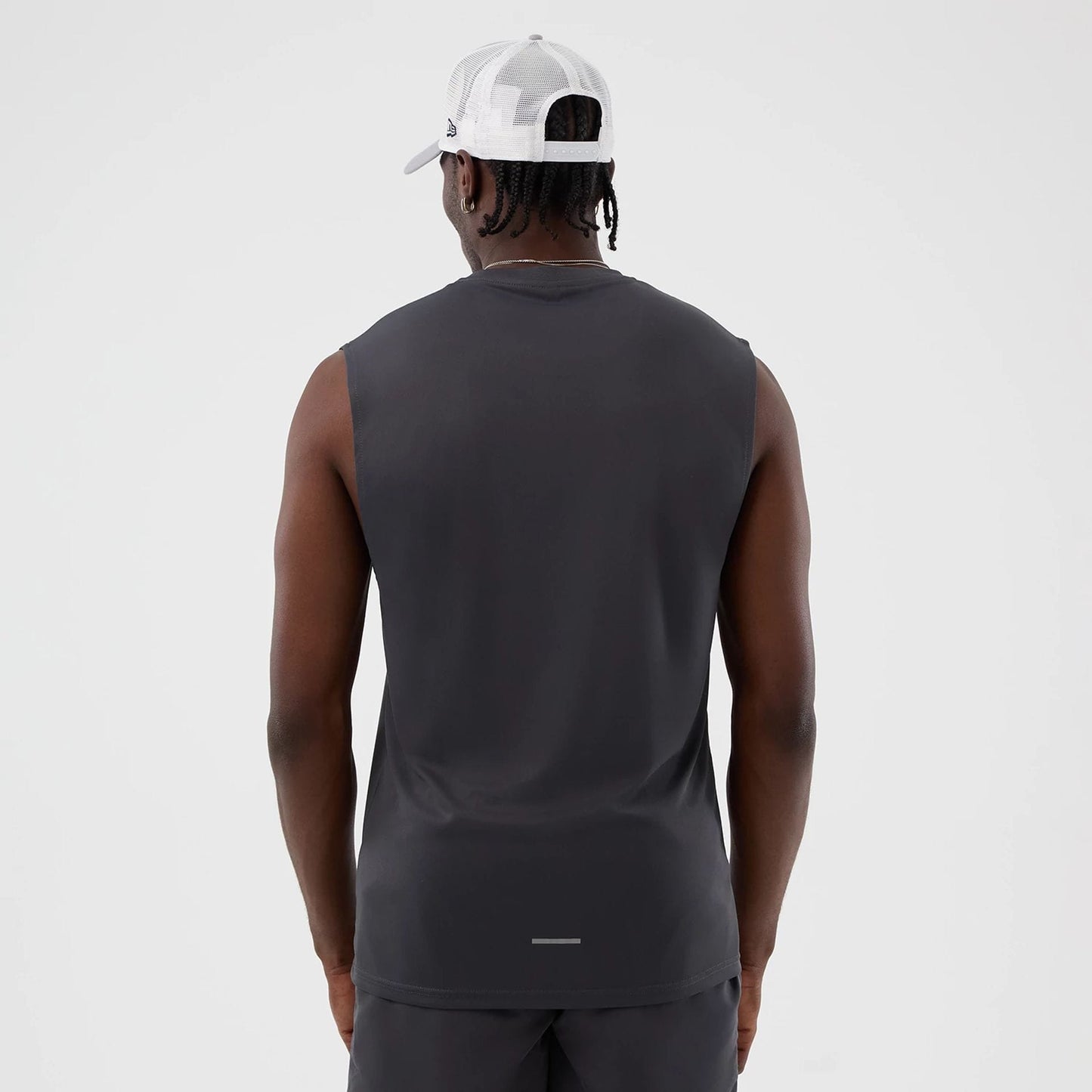 The model is wearing this MLB Core Plus New York Yankees Vest in dark grey. 2