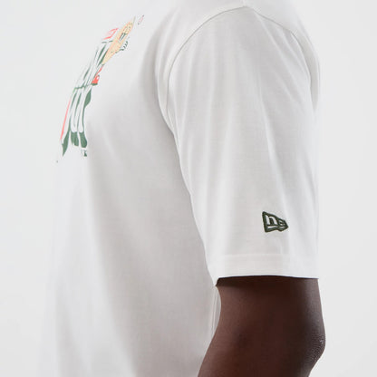 The model is wearing this MLB Icon Graphic New York Yankees T-Shirt in white. 5