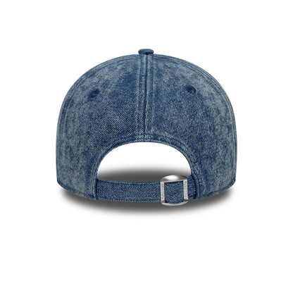 Pictured is this MLB Acid Wash LA Dodgers 9FORTY cap in pastel blue. 4