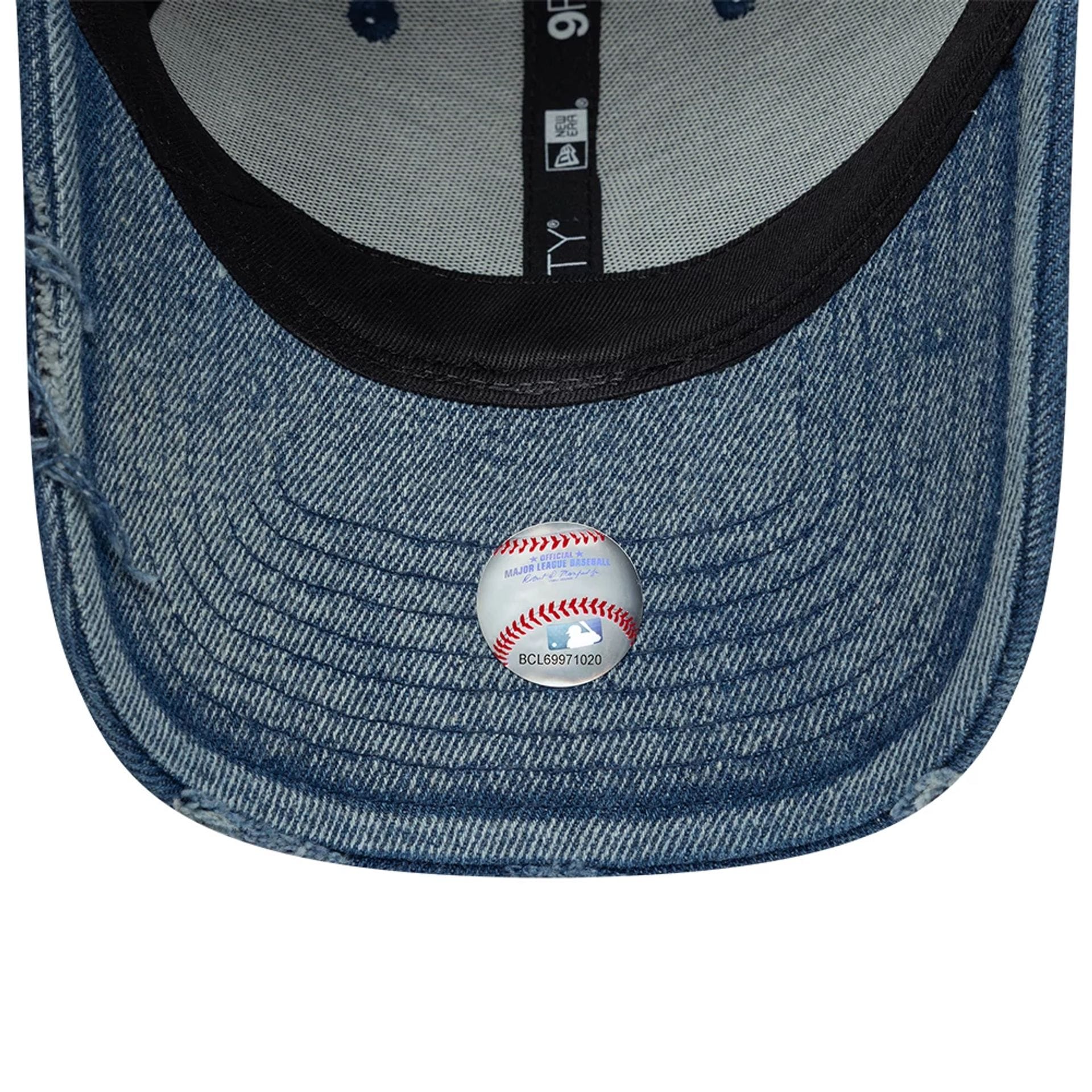 Pictured is this MLB Acid Wash LA Dodgers 9FORTY cap in pastel blue. 7