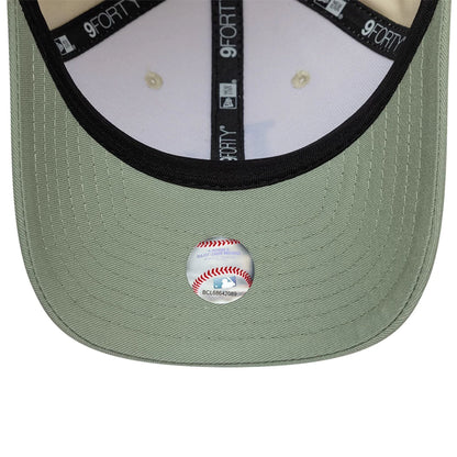 Pictured is this MLB Side Script LA Dodgers 9FORTY M-Crown cap in Cream. 6