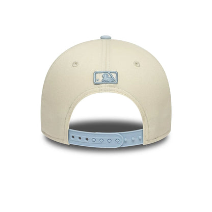 Pictured is this MLB Side Script New York Yankees 9FORTY M-Crown cap in Cream. 4