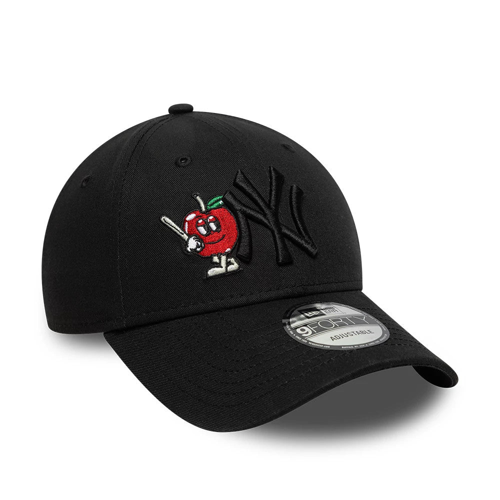 Pictured is this MLB Icon New York Yankees 9FORTY cap in black. 1