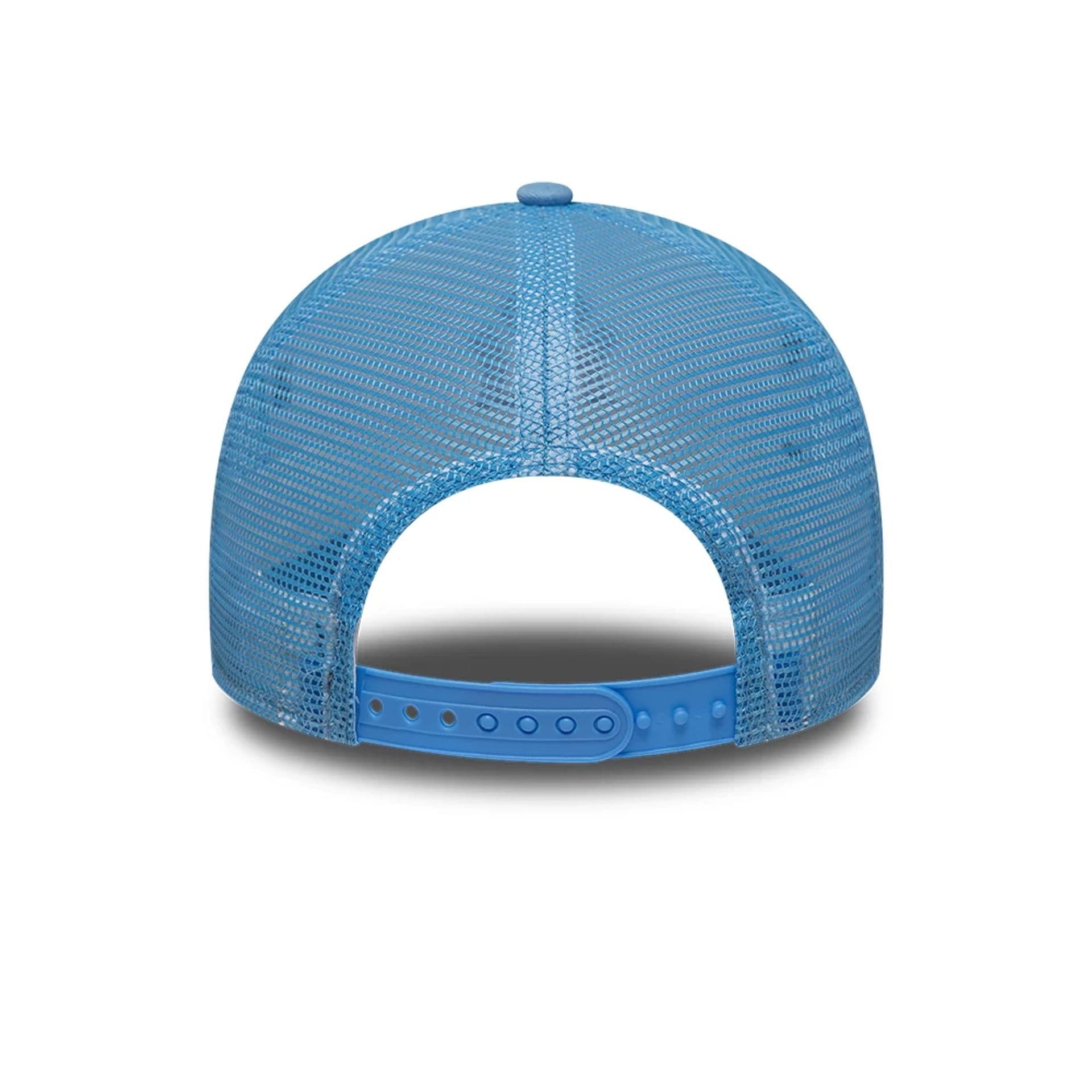 Pictured is this MLB League Essential New York Yankees 9FORTY A-Frame Trucker cap in pastel blue. 4