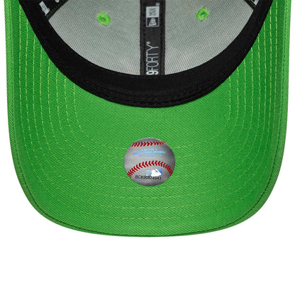New York Yankees MLB League Essential Open Green New Era 9FORTY Adjustable Cap, inside view showing a black sweatband with 9FORTY label, bright green undervisor, and MLB holographic sticker centralized on the green fabric.