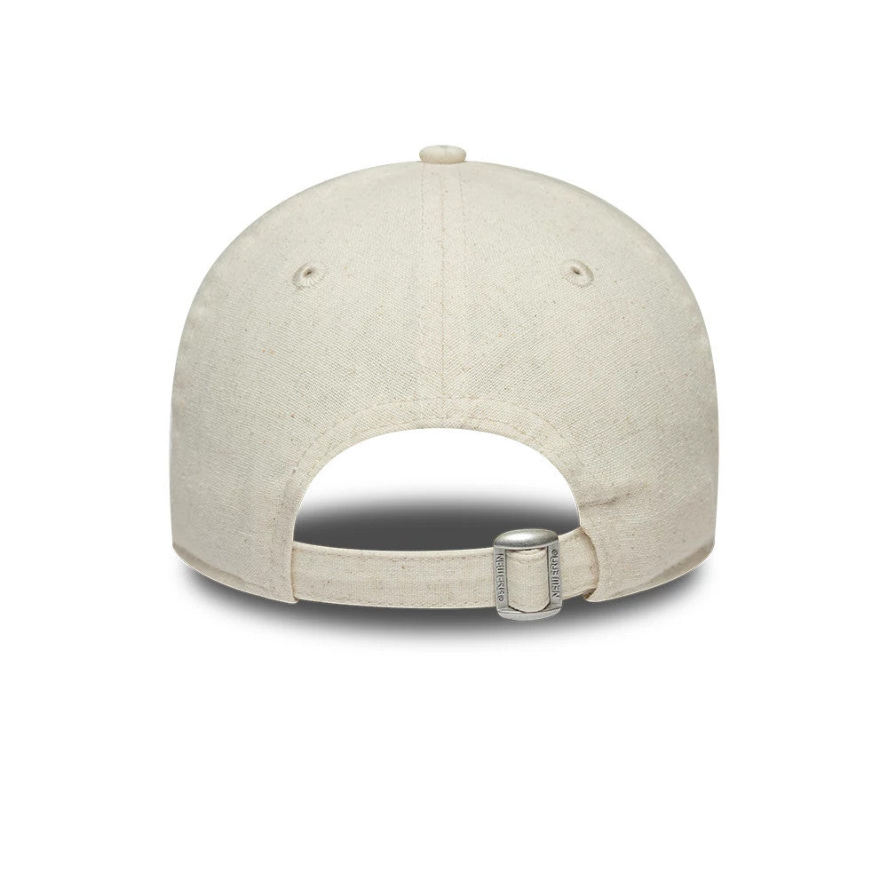 Pictured is this Womens MLB Linen New York Yankees 9TWENTY cap in light beige. 4