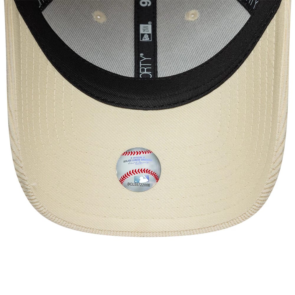 Pictured is this Womens MLB Cord Midi New York Yankees 9FORTY cap in Cream. 5