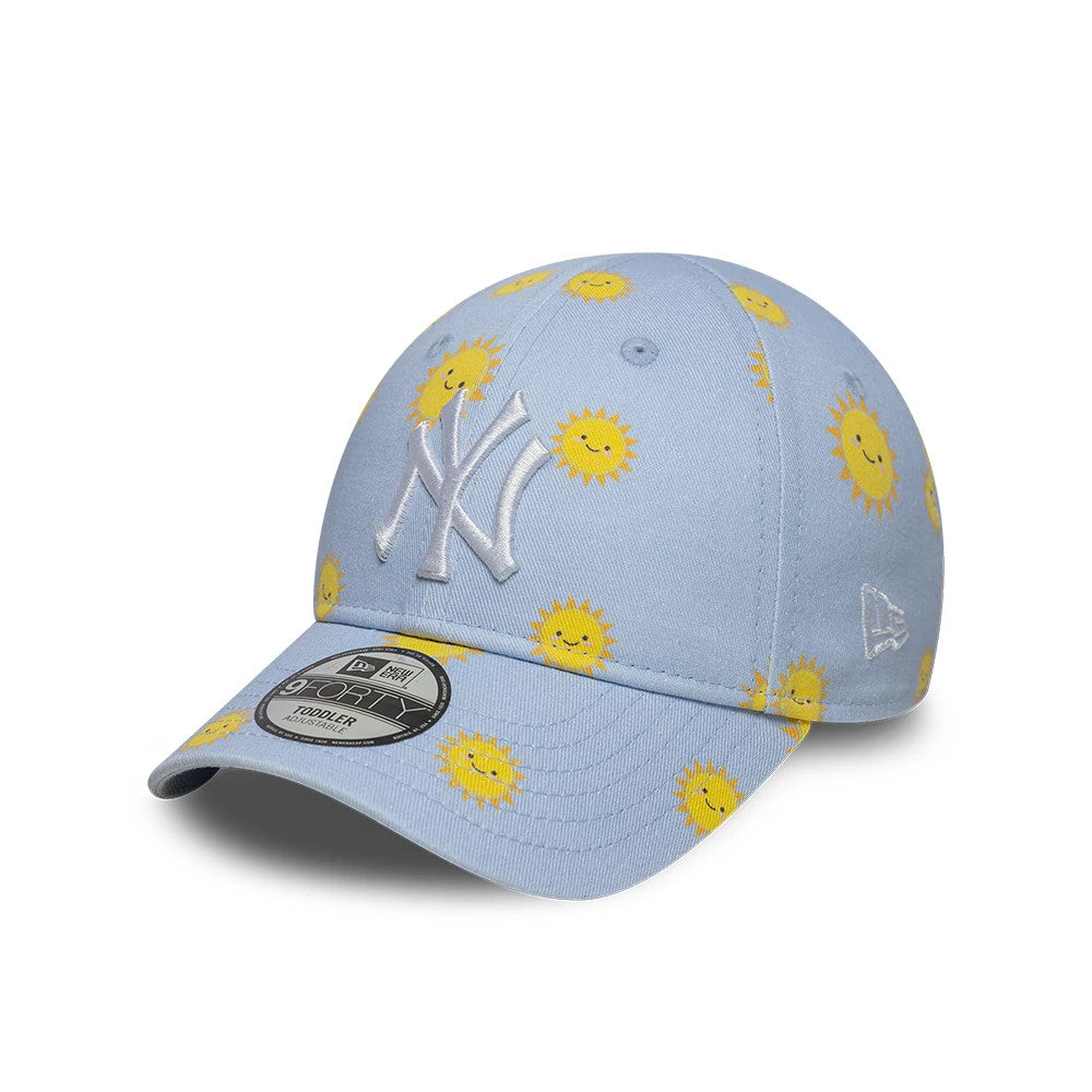 New York Yankees Toddler MLB Summer Pastel Blue New Era 9FORTY Adjustable Cap, front view showing a white embroidered NY logo on a light blue crown with yellow sun pattern, featuring a 9FORTY size sticker on the curved visor.