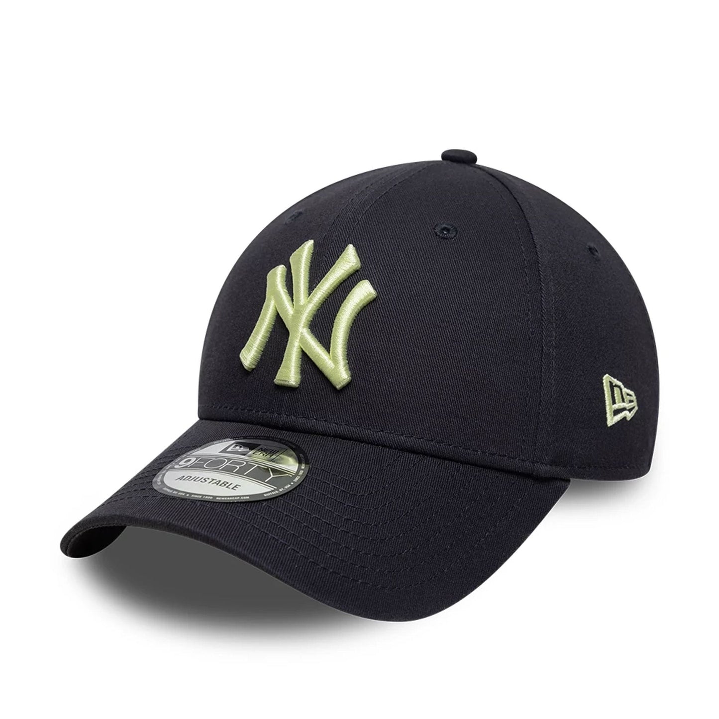 Pictured is this MLB League Essential New York Yankees 9FORTY cap in navy. 1