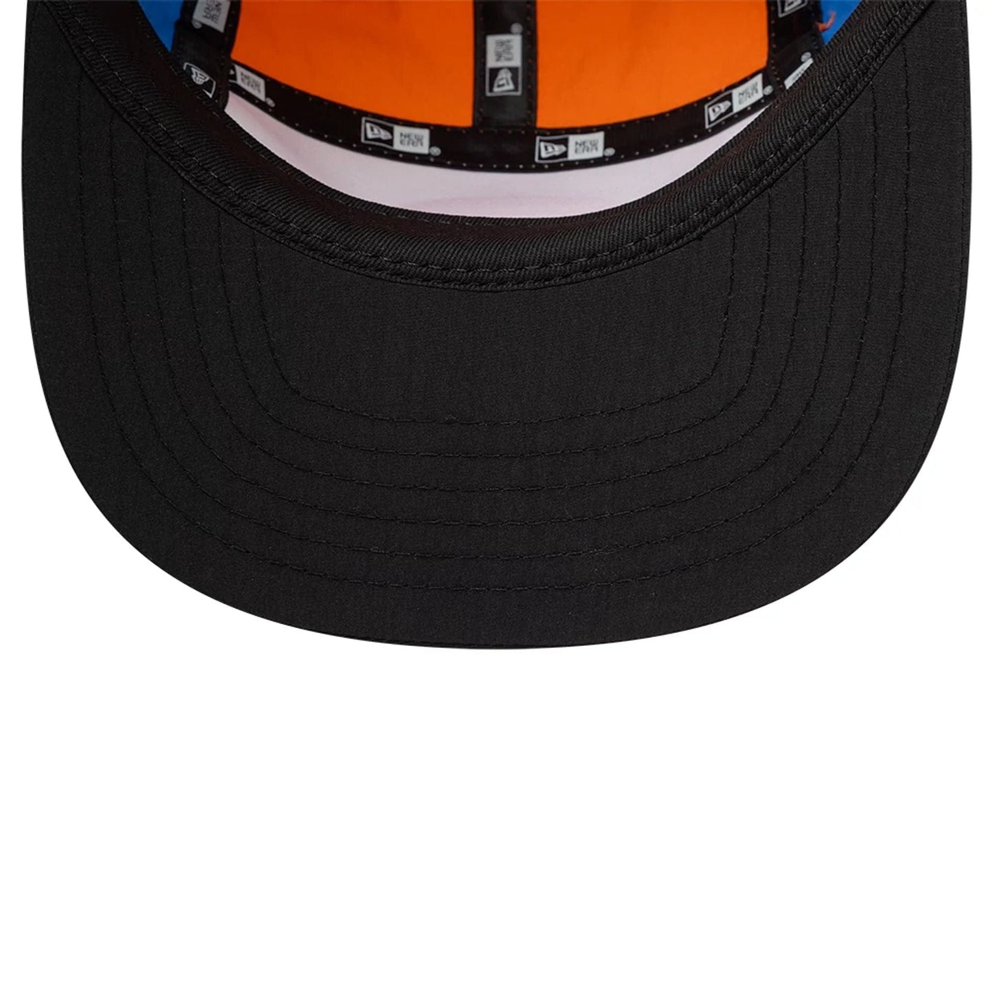 Pictured is this Youth New Era Colourblock Camper cap in light beige. 5