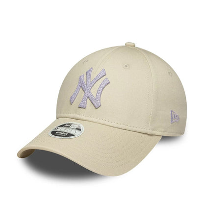 Pictured is this Womens MLB Metallic New York Yankees 9FORTY cap in light beige. 1