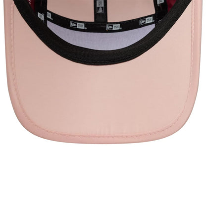 Pictured is this New Era Colour Block Runner cap in dark red. 5