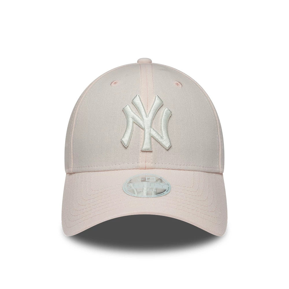 Pictured is this Womens MLB Linen New York Yankees 9FORTY cap in pastel pink. 2