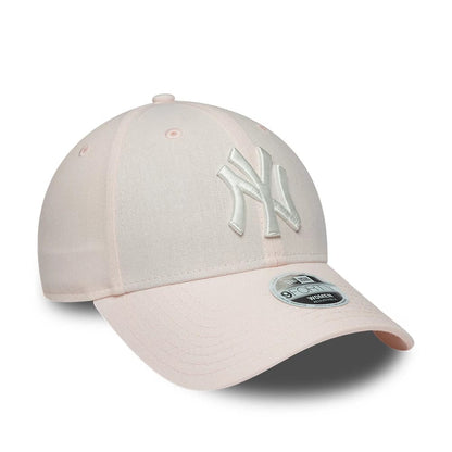 Pictured is this Womens MLB Linen New York Yankees 9FORTY cap in pastel pink. 3