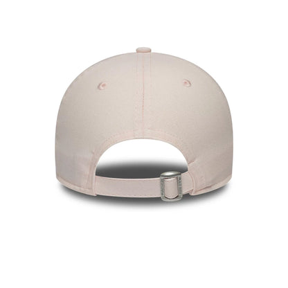 Pictured is this Womens MLB Linen New York Yankees 9FORTY cap in pastel pink. 4