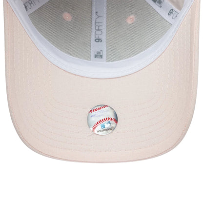 Pictured is this Womens MLB Linen New York Yankees 9FORTY cap in pastel pink. 5