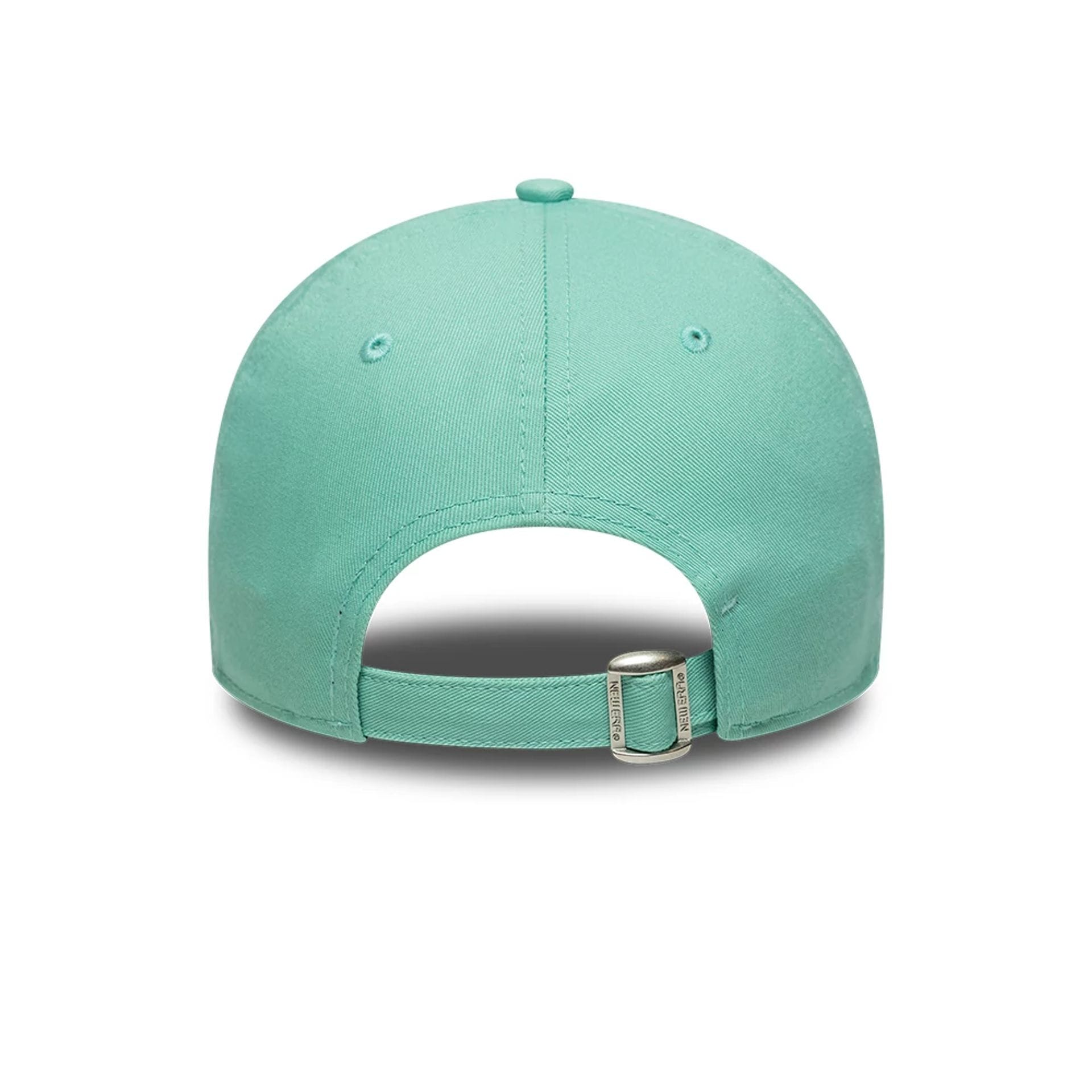 Pictured is this MLB League Essential New York Yankees 9TWENTY cap in pastel green. 4
