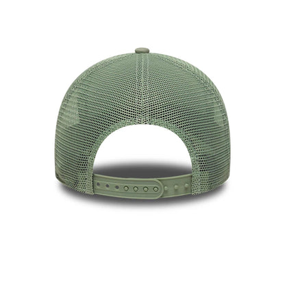 Pictured is this MLB Outline LA Dodgers 9FORTY E-Frame Trucker cap in pastel green. 4