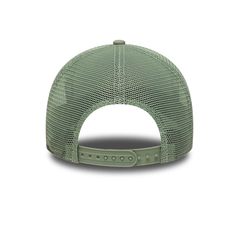 Pictured is this MLB Outline LA Dodgers 9FORTY E-Frame Trucker cap in pastel green. 4