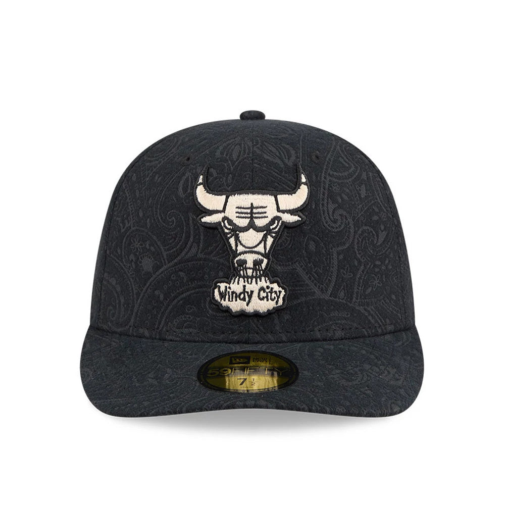 Pictured is this NBA Brushed Cotton Chicago Bulls 59FIFTY Fitted cap in black. 3