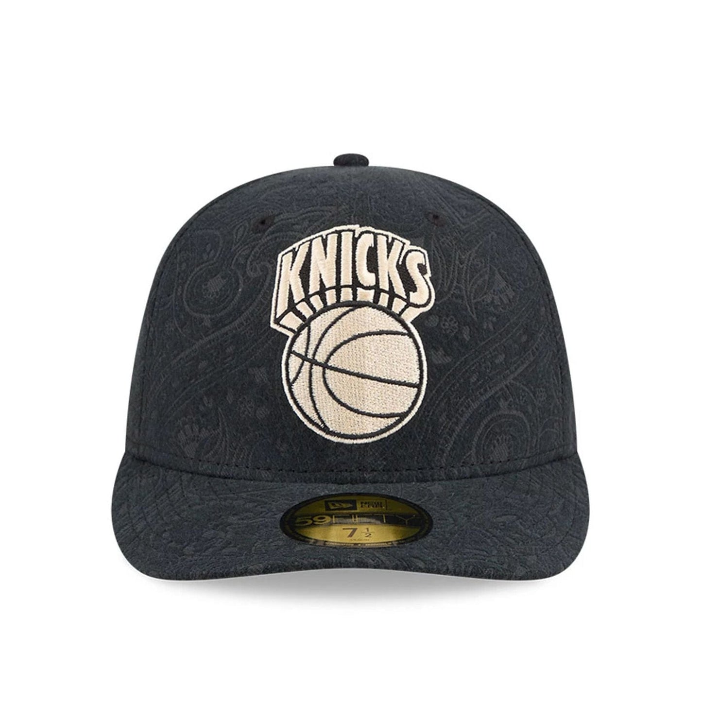 Pictured is this NBA Brushed Cotton New York Knicks 59FIFTY Fitted cap in black. 3