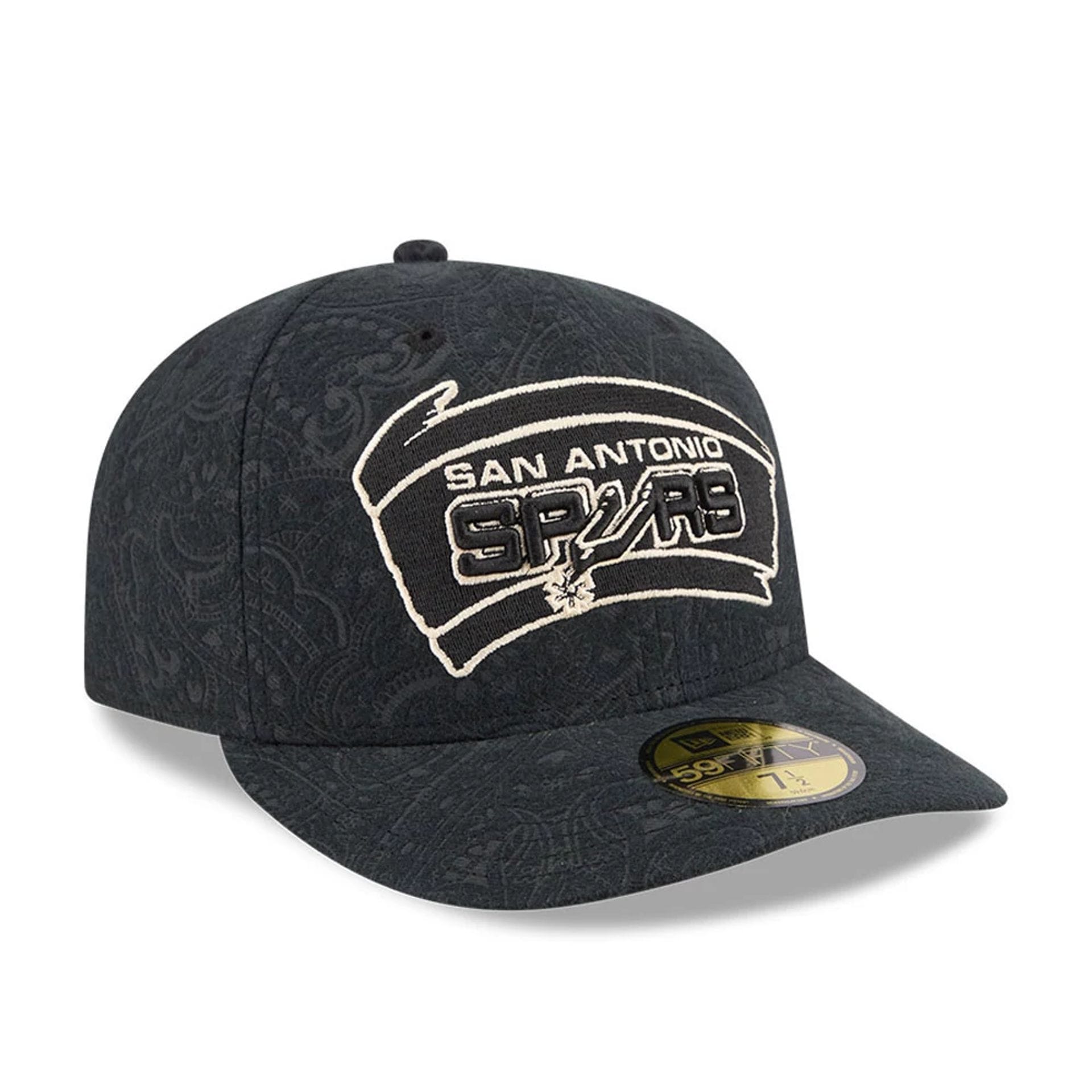 Pictured is this NBA Brushed Cotton San Antonio Spurs 59FIFTY Fitted cap in black. 4