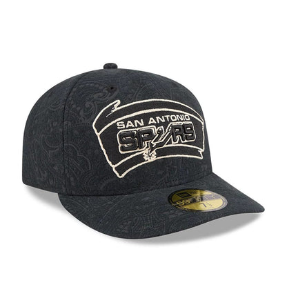 Pictured is this NBA Brushed Cotton San Antonio Spurs 59FIFTY Fitted cap in black. 4