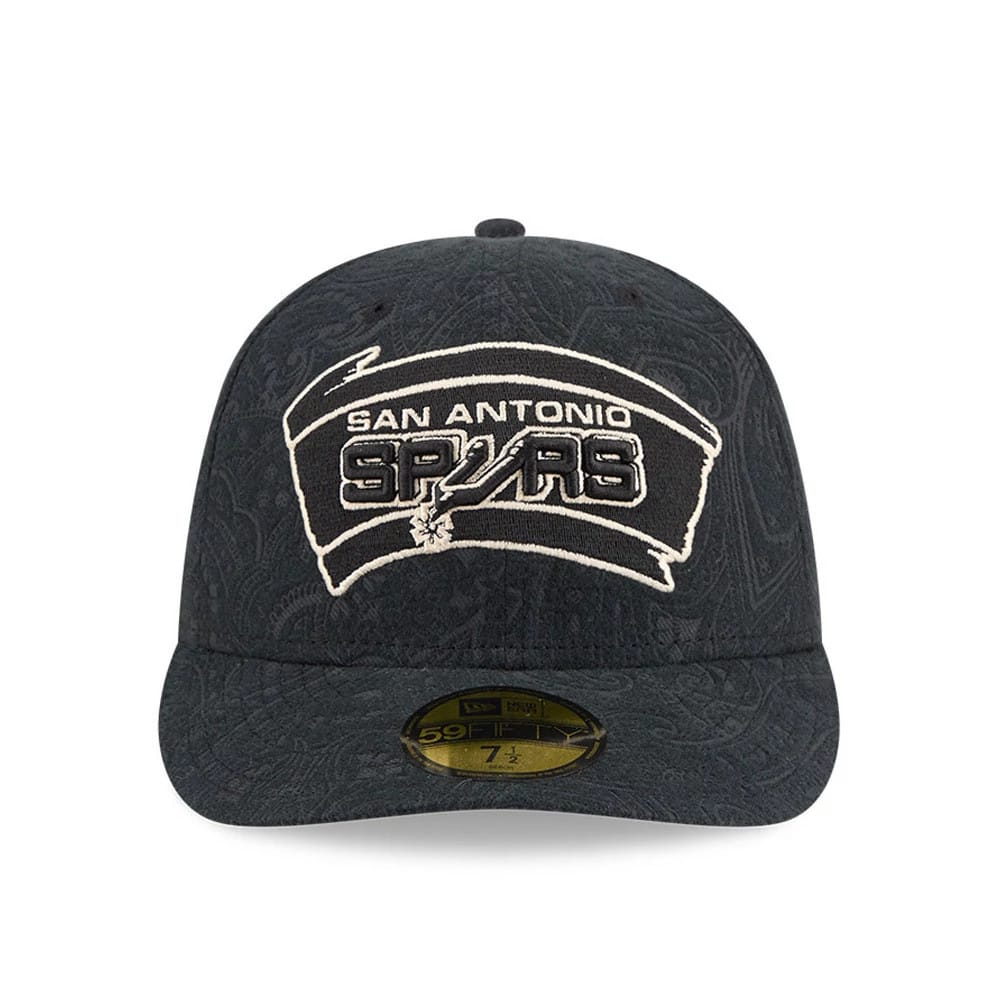 Pictured is this NBA Brushed Cotton San Antonio Spurs 59FIFTY Fitted cap in black. 3