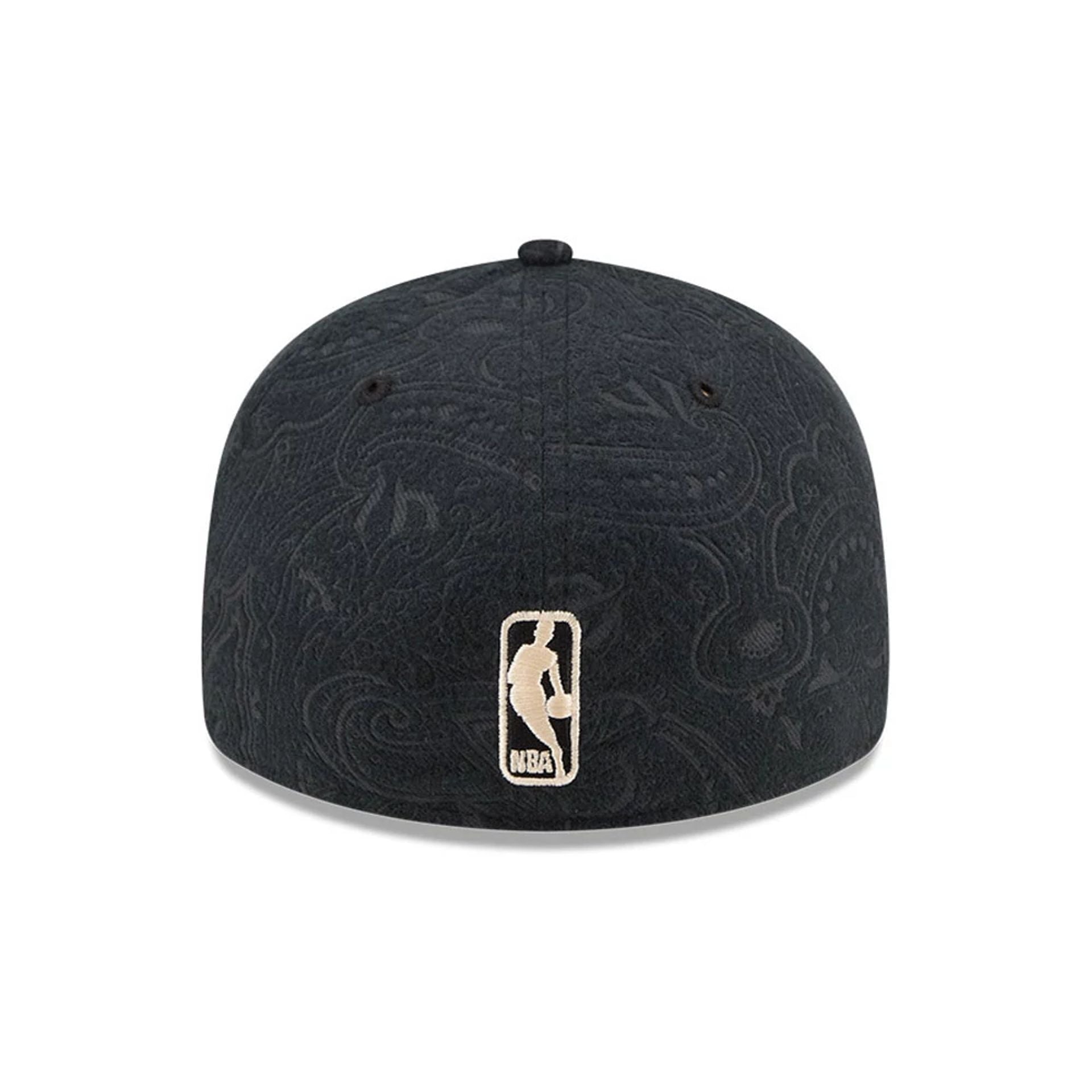 Pictured is this NBA Brushed Cotton San Antonio Spurs 59FIFTY Fitted cap in black. 7