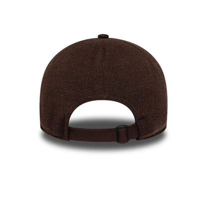 Pictured is this MLB Merino Wool Detroit Tigers 9TWENTY cap in dark brown. 4