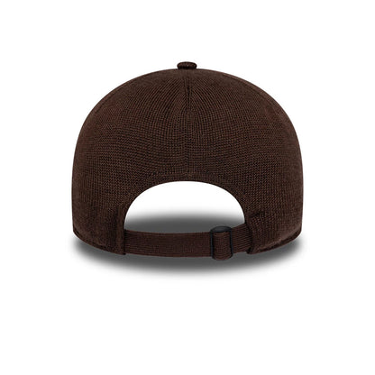 Pictured is this MLB Merino Wool Detroit Tigers 9TWENTY cap in dark brown. 4